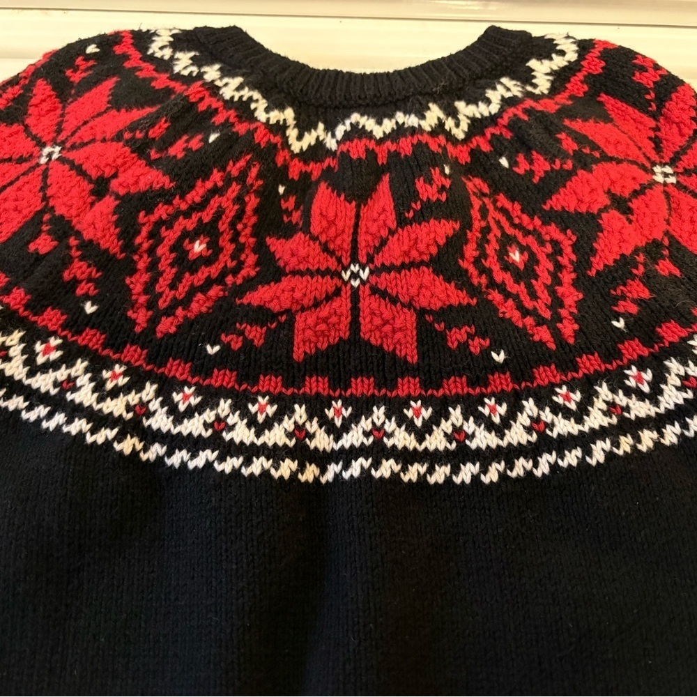Polo by Ralph Lauren Black and Red Knit Fair Isle Sweater Girls 6X - Picture 4 of 7